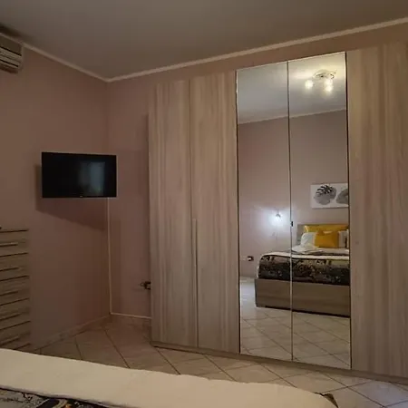Pozzo Canale House Apartment *