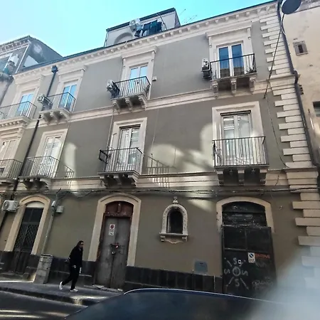 Pozzo Canale House Apartment *